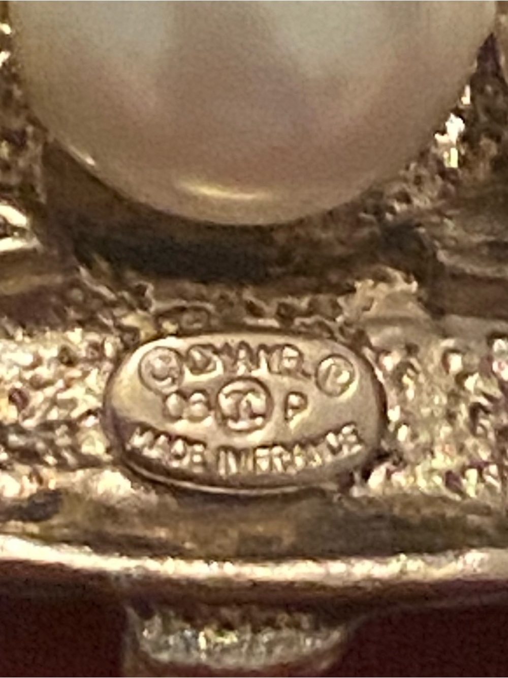 Authentic Chanel Necklace/Belt - Picture 12 of 14